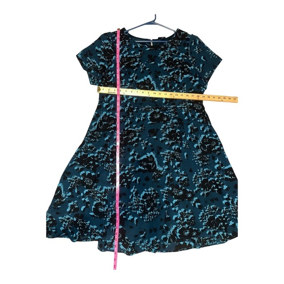 Torrid Blue/Black Floral Georgette Cutout Sleeve Skater Dress, Size 18 - Picture 8 of 9